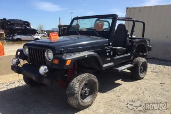 Photo of 1999 Jeep Wrangler