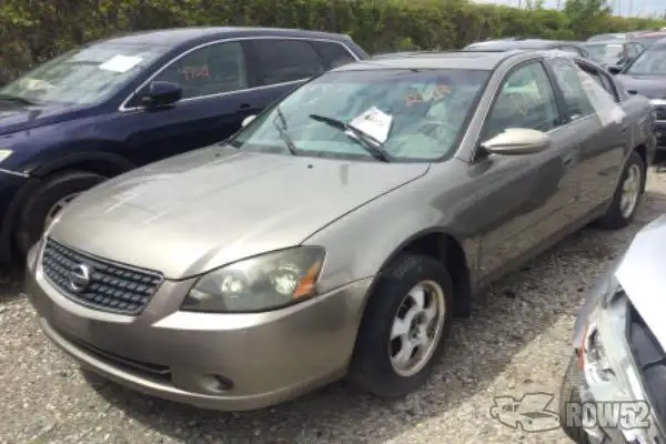 Photo of 2005 Nissan Altima