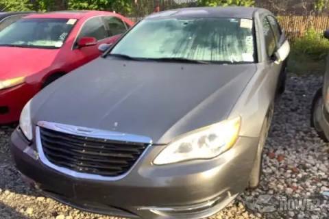 Photo of 2013 Chrysler 200