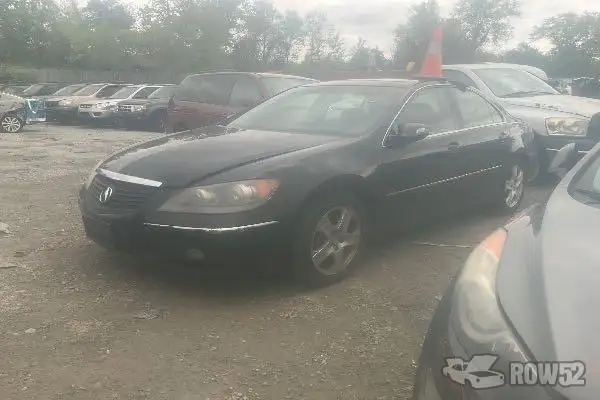 Photo of 2005 Acura RL
