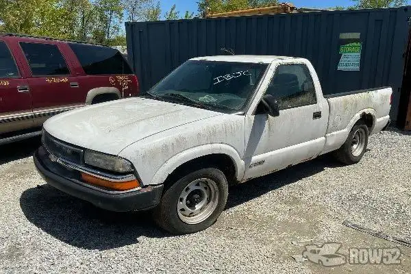 Photo of 1999 Chevrolet S10 Pickup