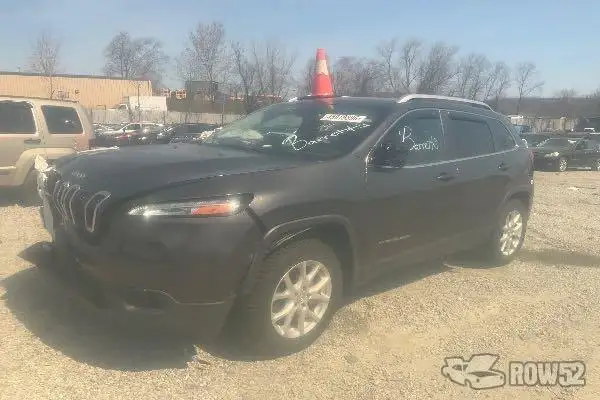 Photo of 2016 Jeep Cherokee