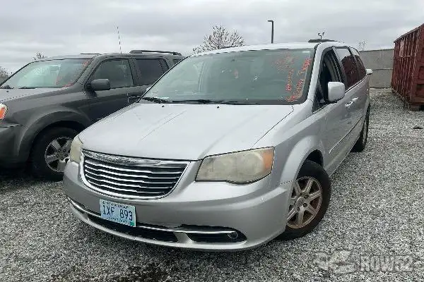 Photo of 2012 Chrysler Town & Country