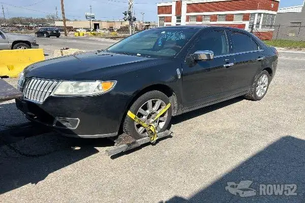 Photo of 2010 Lincoln MKZ