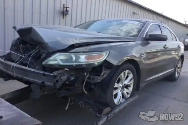 Photo of 2011 Ford Taurus