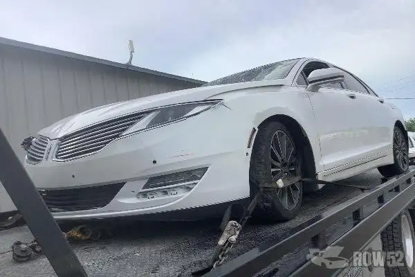 Photo of 2016 Lincoln MKZ