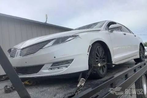 Photo of 2016 Lincoln MKZ