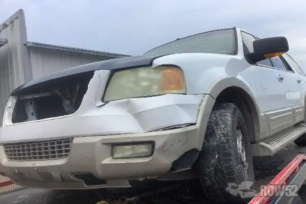 Photo of 2005 Ford Expedition