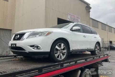 Photo of 2013 Nissan Pathfinder