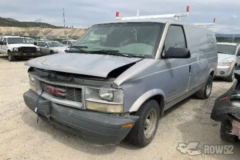 Photo of 1999 GMC Safari