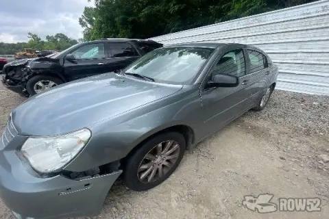 Photo of 2010 Chrysler Sebring