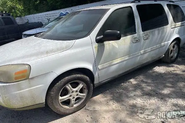 Photo of 2005 Chevrolet Uplander