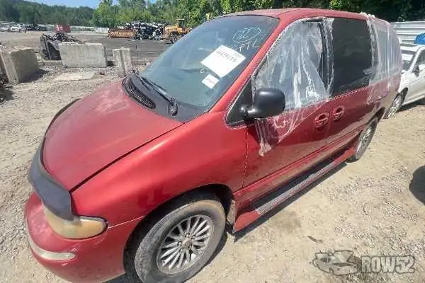 Photo of 2000 Chrysler Town & Country