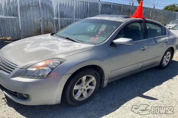 Photo of 2009 Nissan Altima