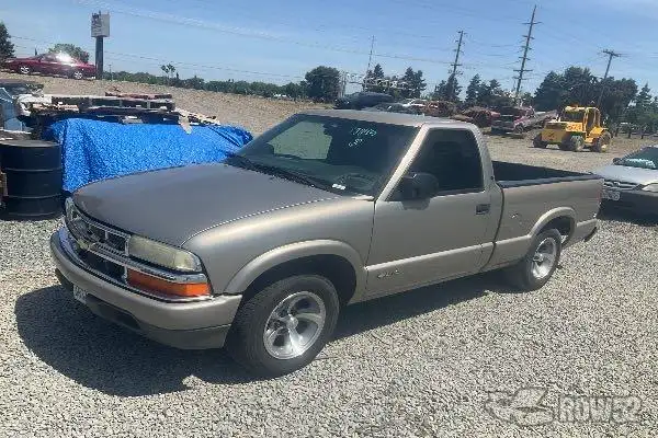Photo of 2001 Chevrolet S10 Pickup