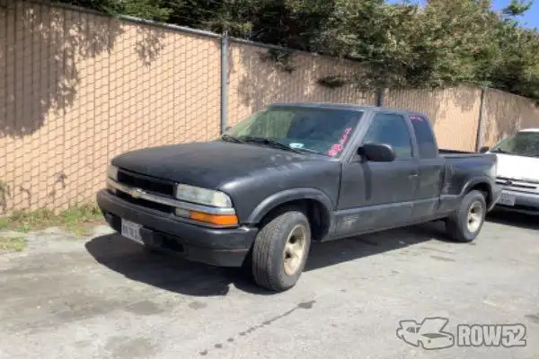 Photo of 2000 Chevrolet S10 Pickup