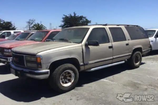 Photo of 1992 GMC Suburban