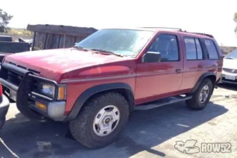 Photo of 1995 Nissan Pathfinder