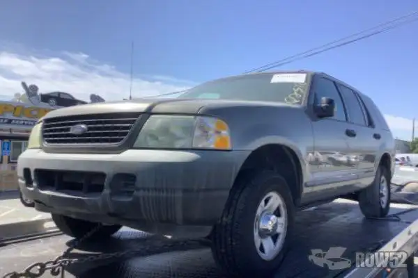 Photo of 2005 Ford Explorer