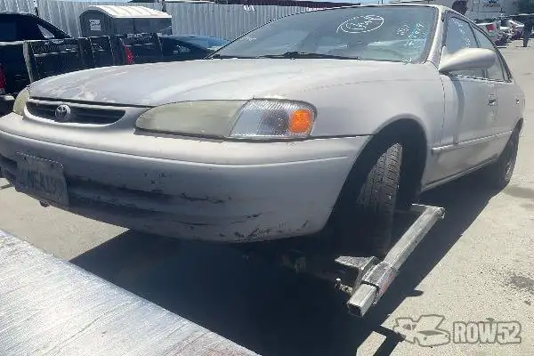 Photo of 1998 Toyota Corolla