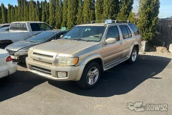 Photo of 2001 Infiniti QX4