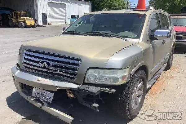 Photo of 2005 Infiniti QX56
