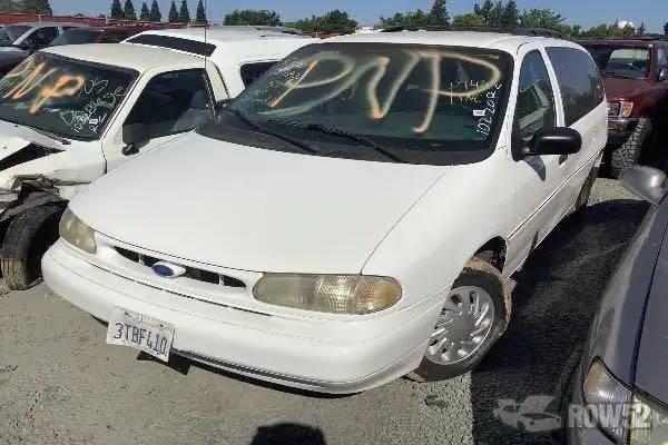 Photo of 1996 Ford Windstar