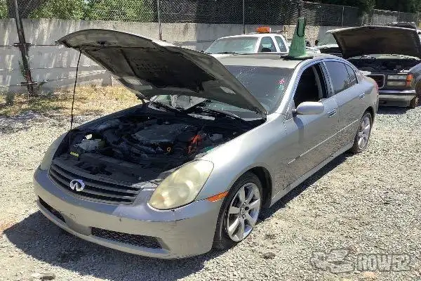Photo of 2005 Infiniti G35