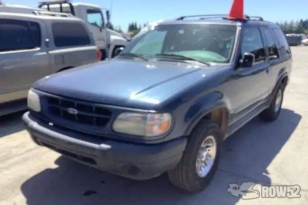 Photo of 2000 Ford Explorer