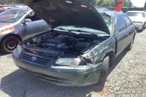 Photo of 1999 Toyota Camry