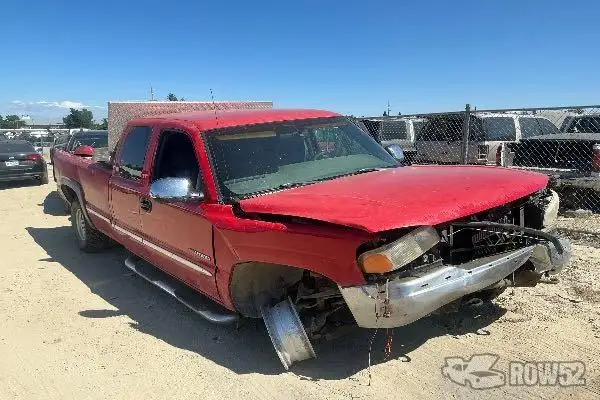 Photo of 2000 GMC Sierra 2500