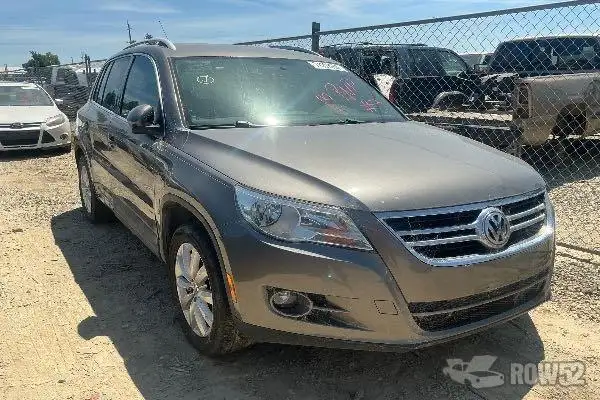 Photo of 2011 Volkswagen Tiguan