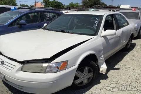 Photo of 1999 Toyota Camry