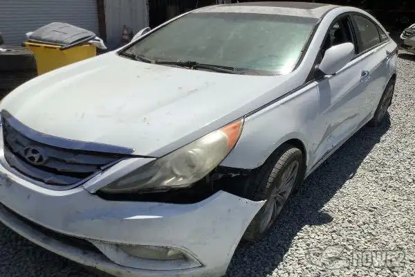 Photo of 2011 Hyundai Sonata