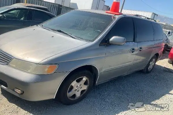 Photo of 2000 Honda Odyssey