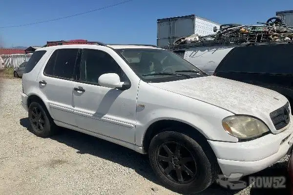 Photo of 2000 Mercedes-Benz M-Class