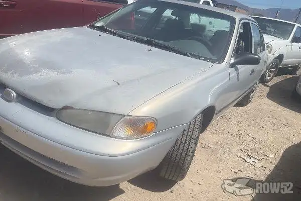 Photo of 1999 Chevrolet Prizm