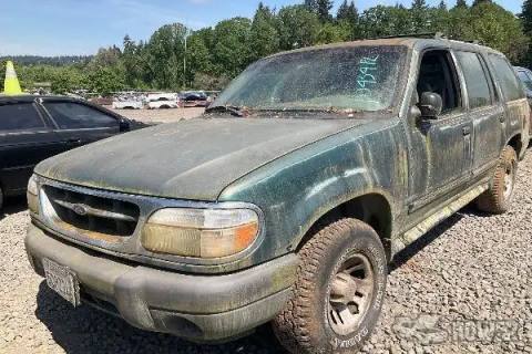 Photo of 2000 Ford Explorer