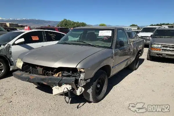 Photo of 2000 Isuzu Hombre