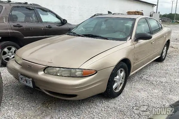 Photo of 2004 Oldsmobile Alero