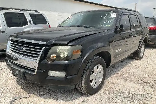 Photo of 2010 Ford Explorer