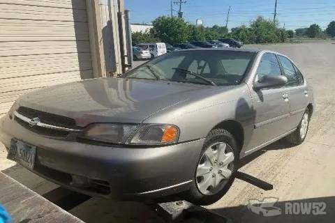 Photo of 1999 Nissan Altima