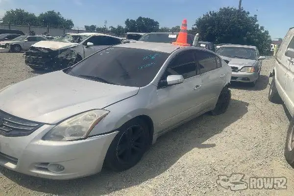 Photo of 2011 Nissan Altima