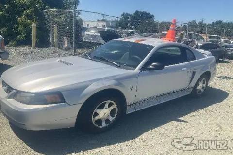 Photo of 2000 Ford Mustang