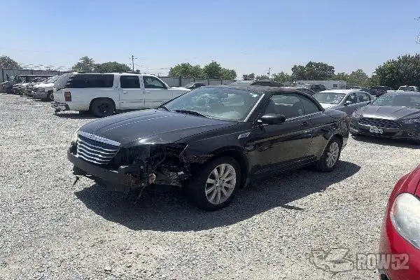 Photo of 2012 Chrysler 200