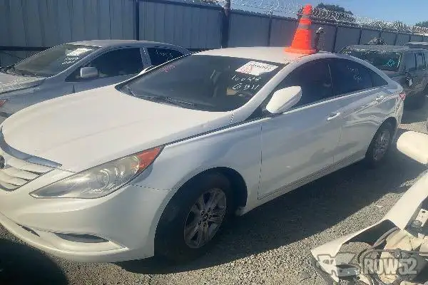 Photo of 2011 Hyundai Sonata