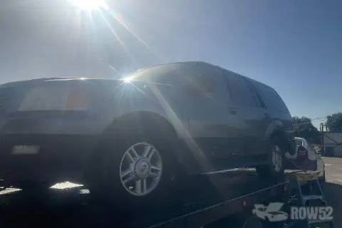 Photo of 2004 Ford Expedition