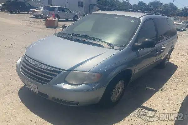 Photo of 2006 Chrysler Town & Country