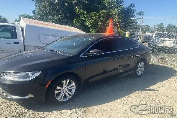 Photo of 2015 Chrysler 200
