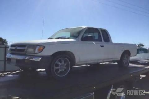 Photo of 1999 Toyota Tacoma